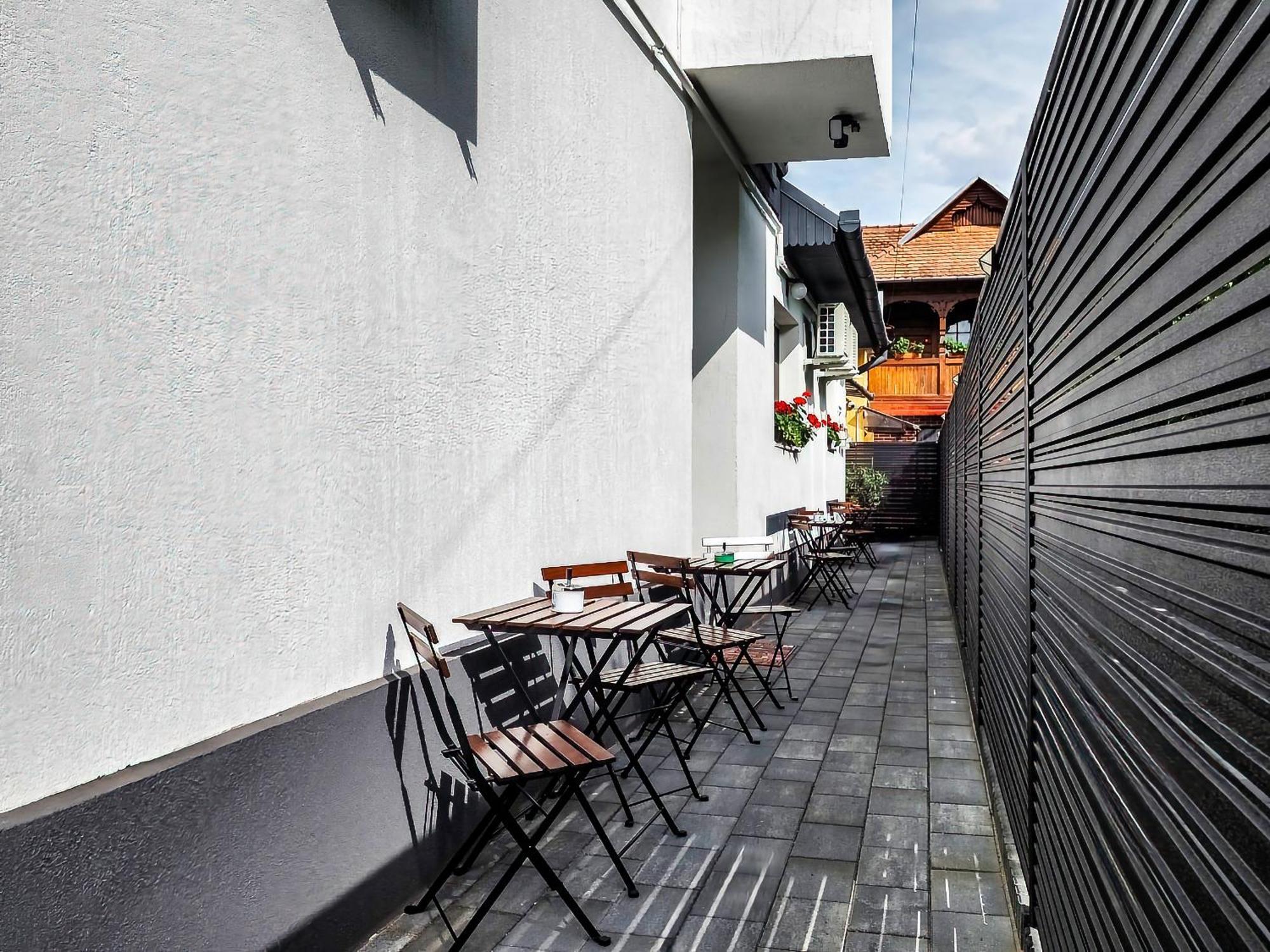 Ben Apartments Sibiu Buitenkant foto